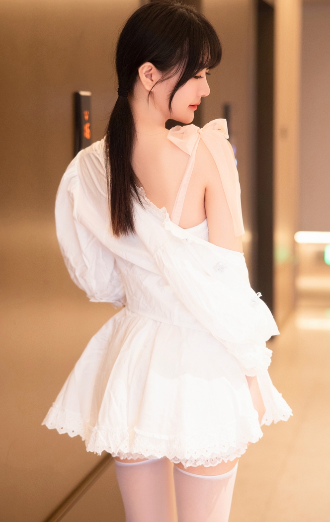 谢小蒽秀人网福利视频28G超值典藏