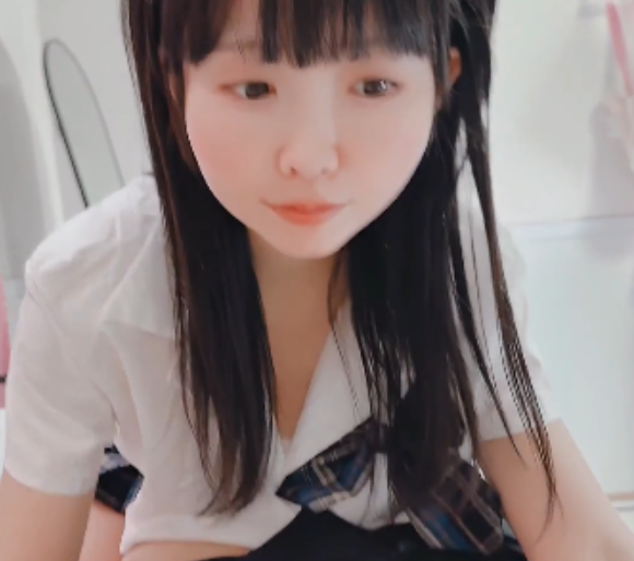 优琳小桃子推特劲爆视频合集11部4.8G太诱人了