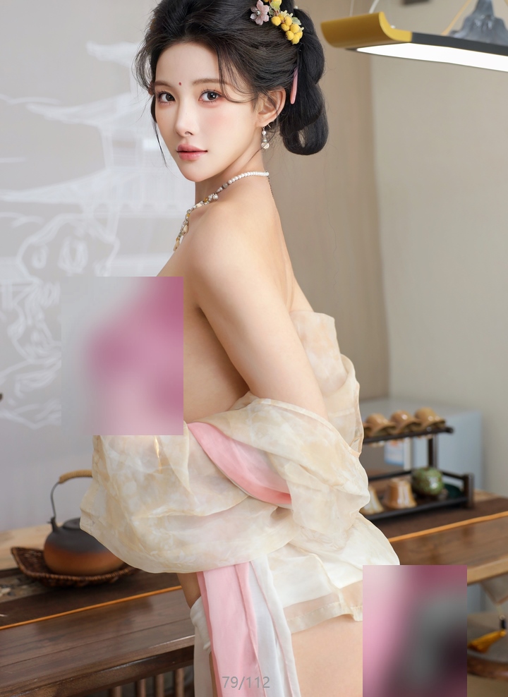 梨霜儿秀人网合集火辣8部36G