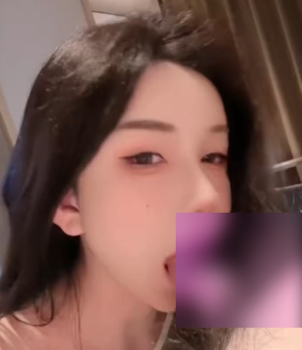 小蓝鸟依依liu21V劲爆热舞2.8GTS反差合集