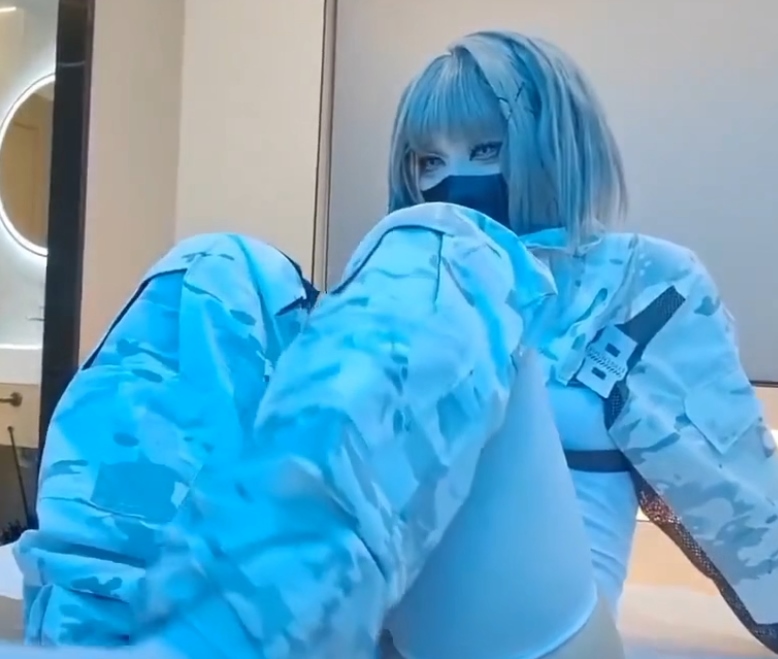 作品伪娘幺幺六推特1v478M香艳记