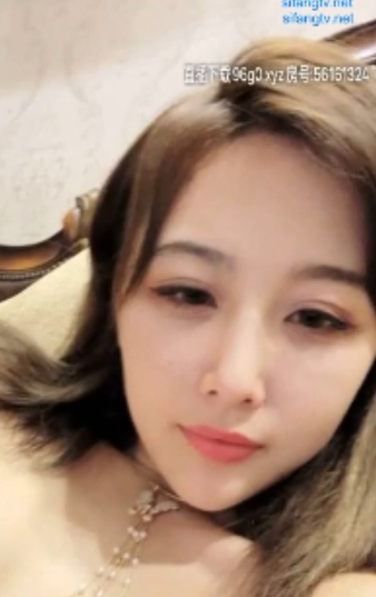 糖心蜜桃珠珠深夜电台85分钟4.25G喉结滚动