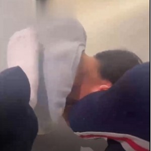 酷爱S学姐双S指教短片1v177M太会玩了