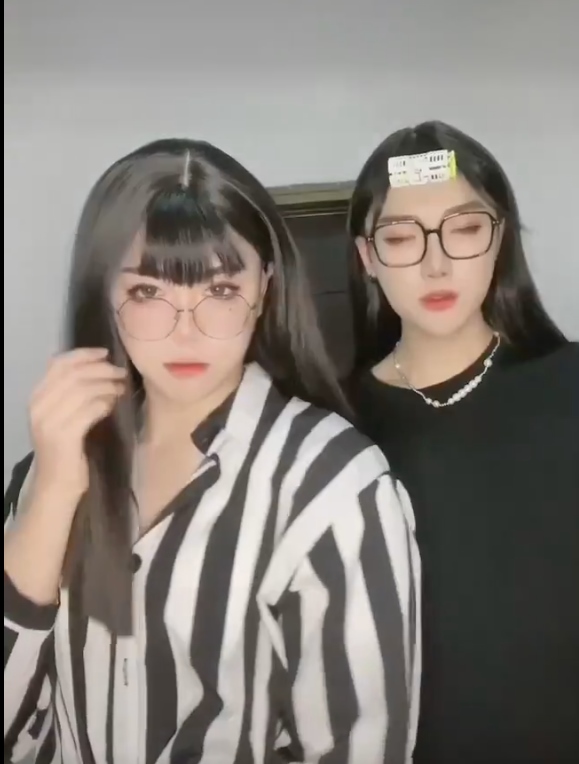 超诱人同城陈雅熙TS福利合集26v766M
