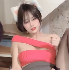 骚北鼻stripchat1部389M热舞超带感
