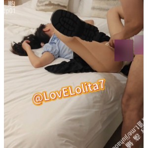 1部素人女大私拍作品735MB超带感
