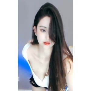 斗鱼（苏樱）宝藏女孩直播间的浮力视频