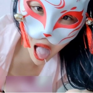 9.85G超勾人橘娘丝袜御姐推特16部视频