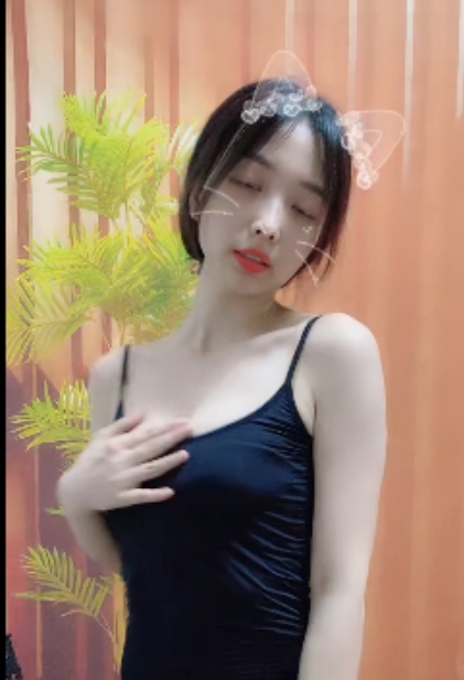 花椒小雨檬呀热舞福利49V8.39G深夜专属精选