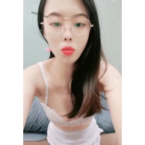 韵味十足高中英语老师泄密视频合集10部8.73G大长腿吸睛