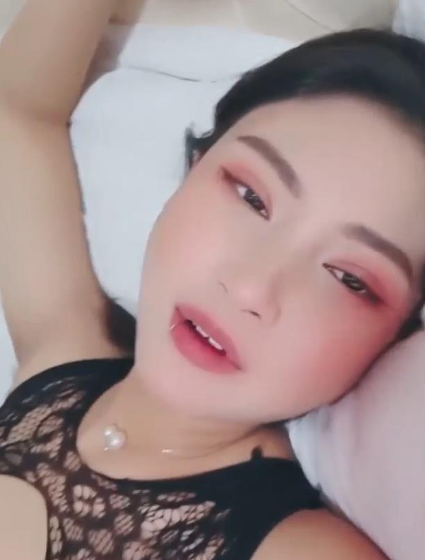 大啾啾夜店御姐户外三人车阵直播合集92V102G腰臀比太绝