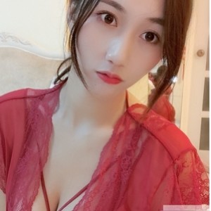 高颜值御姐斗鱼小小玉酱109部骚气私拍1.8G合集