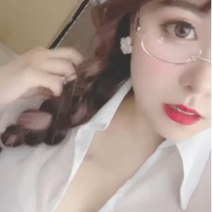 905MB半糖亿只小羊福利视频27V娇嫩欲滴