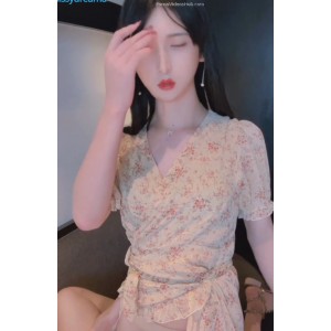 超火伪娘荼靡酒店肉丝互动视频1部416M太惊艳