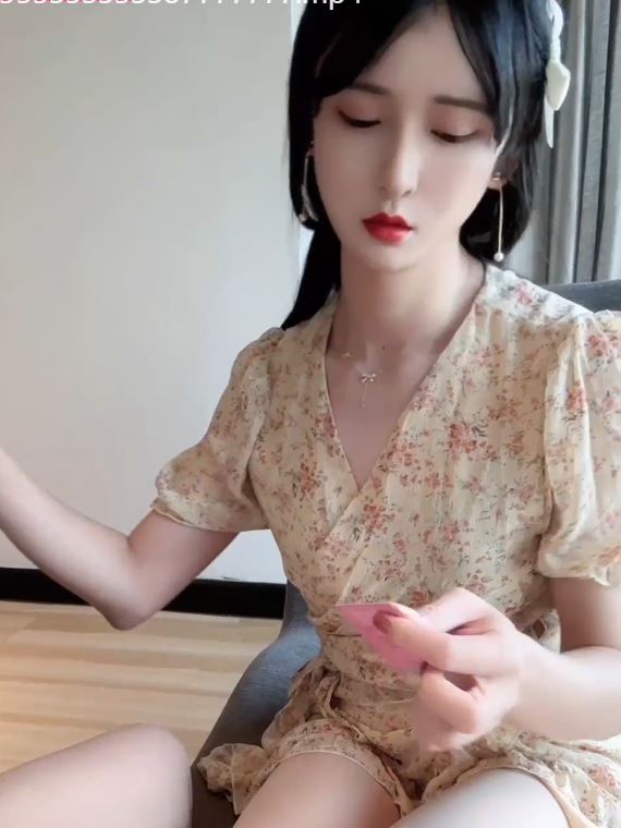 超火伪娘荼靡酒店肉丝互动视频1部416M太惊艳