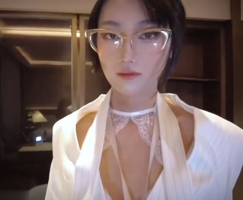 柠檬雌堕女秘书伪娘TS视频1部475MB太会扭了