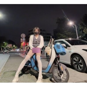 mikixka伪娘户外任务17网盘2部300M大胆合集