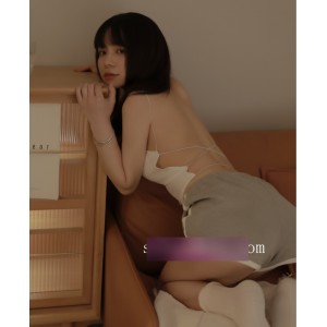 魔都希威社抖叔胡萝卜三人游私拍5部1.38G顶级嫩模太撩人