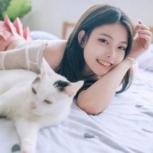 刚满18双儿JVID学生妹私拍88部50G娇艳如花