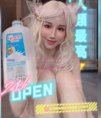 推特辛尤里浮力姬私拍合集1V105M爆满