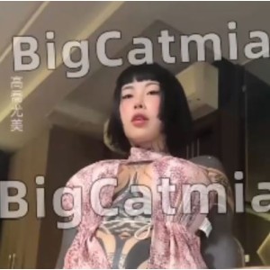 网红高乔尤美与洋搭档切磋自我修炼5部137.8MB身材火辣反差大