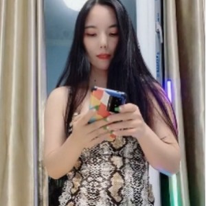 大美美花椒劲舞15V2.3G蜜桃身材太顶了