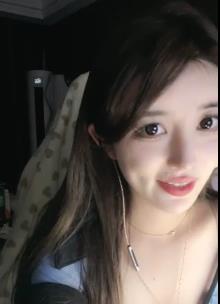 多平台女神绵绵熊1V1.3G绝美身段诱惑合集