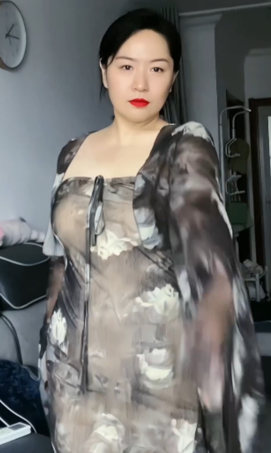 快手月姐呀自拍8部合集成熟韵味296M风情万种