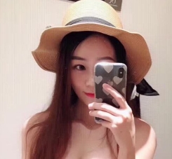 OF学妹Fiona私藏合集35P31V3G嫩出天际