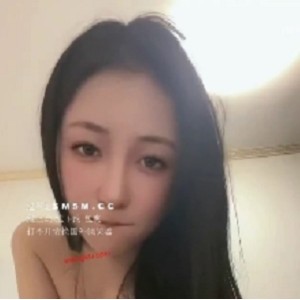 推特美模露脸诱惑互动私拍23V+129P421M绝顶身躯