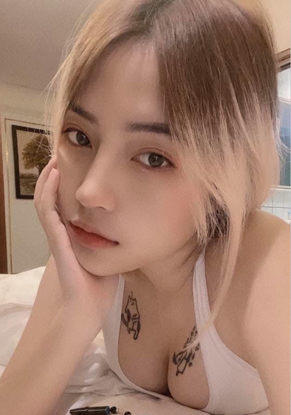 OnlyFans89妹私拍福利14V+25P238M蜜桃臀太顶了