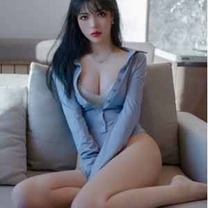 三青叶子私拍合集217P+9V某盘展示70M身材太撩人