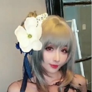 喵酱凉凉子光剑变装养眼福利合集36V1.26G新作热舞太顶了