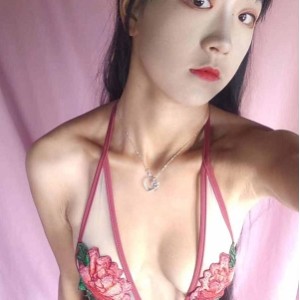 反差宝妈宝纷快手定制福利136P+30V647M揉搓面团农家风情