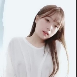 蜜桃直播幼齿密码房深夜表演12场8G真白嫩