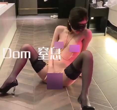 推特大神dom窒息咖啡店主视频1部255MB韵味爆表